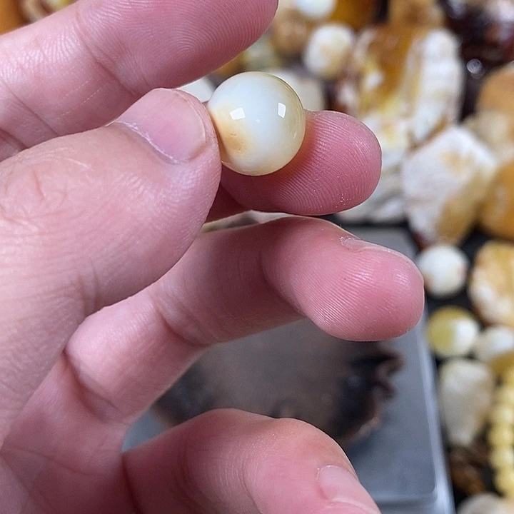 琥珀未镶嵌裸石我