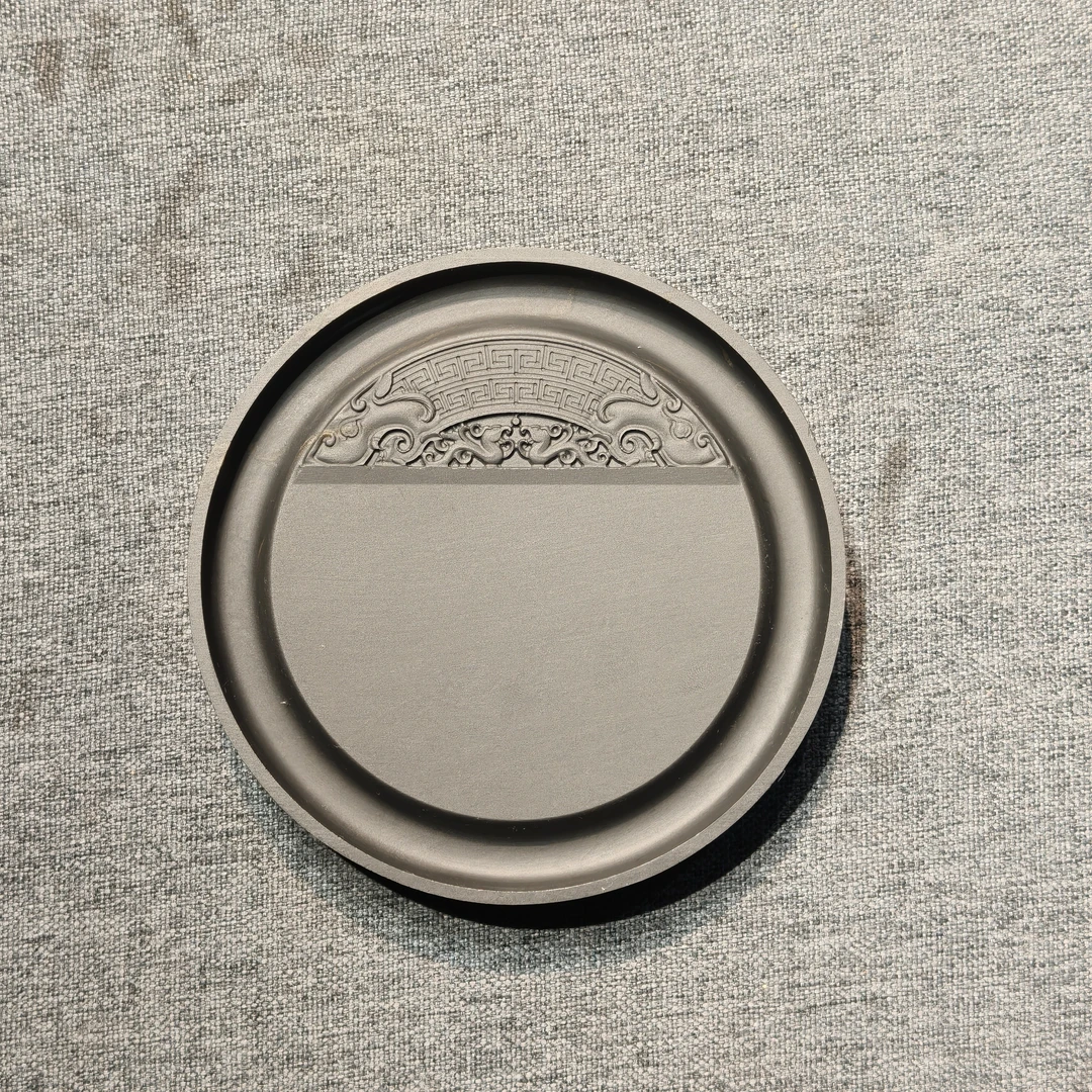 甘肃洮砚，喇嘛崖黑色洮砚石大兽纹砚，尺寸13*13*2厘米