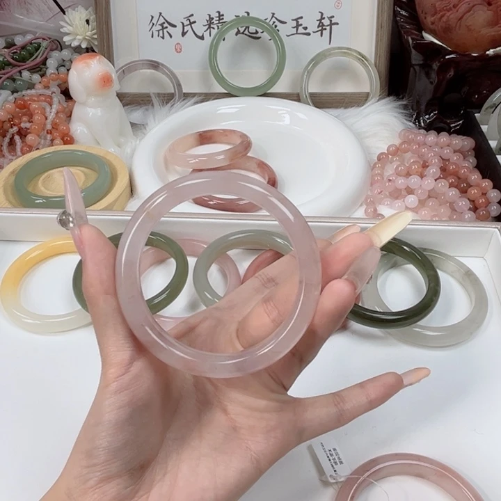 未镶嵌手镯石英质玉e*