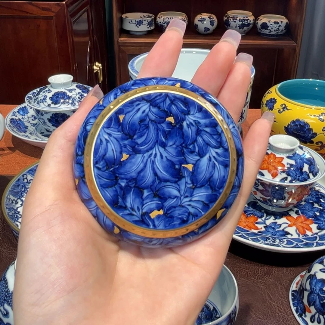 孙***）青花雯华堂手绘盖置