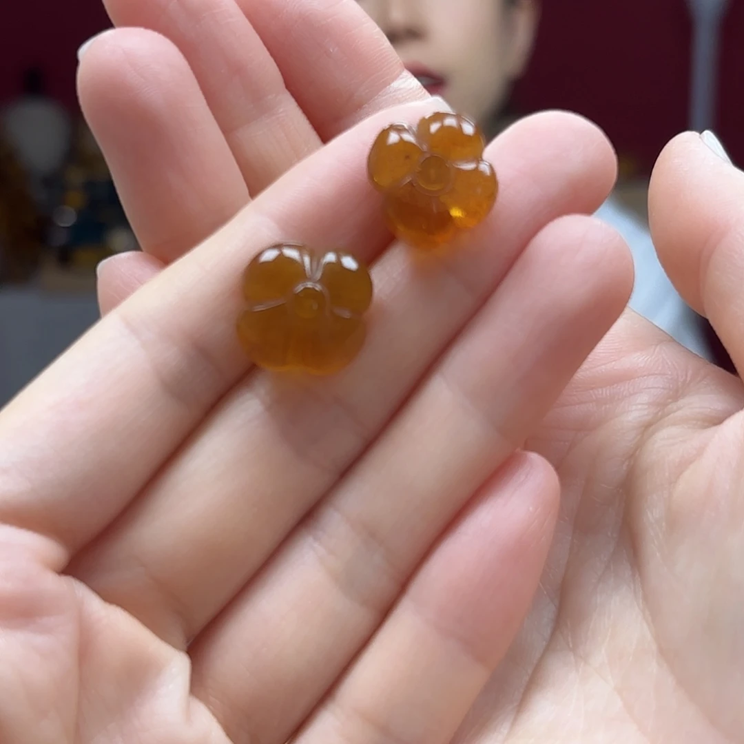 银S925镶嵌琥珀耳饰耳钉