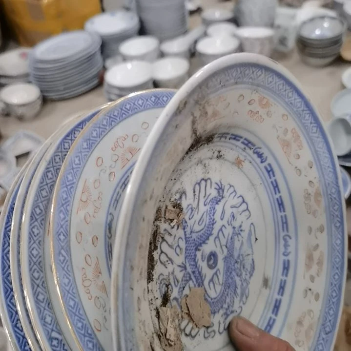 美***来当代景德镇市陶瓷工艺品