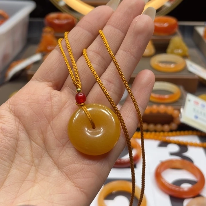 石英质玉（黄龙玉）合金手镯