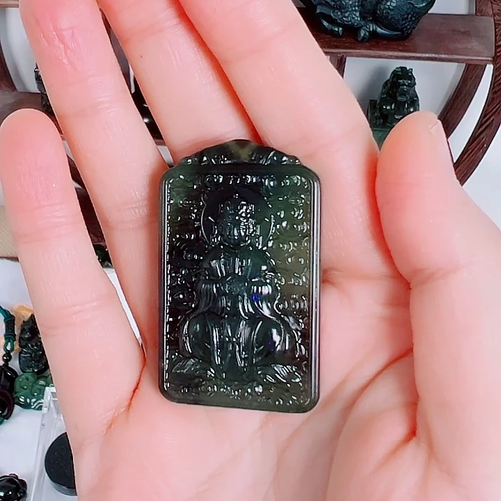 禅***意蛇纹石玉未镶嵌颈饰