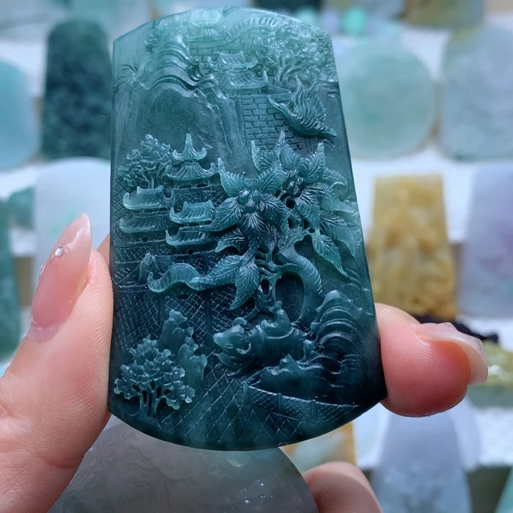 慎***独定制翡翠未镶嵌山水