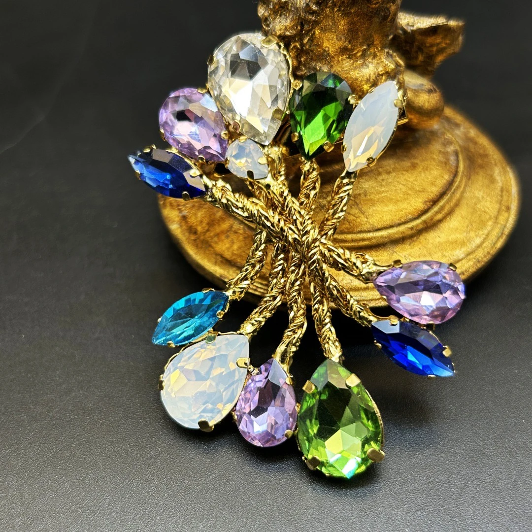 铜合金仿水晶胸针 法式烟花系列彩镶嵌胸针重工高级感轻奢时尚女