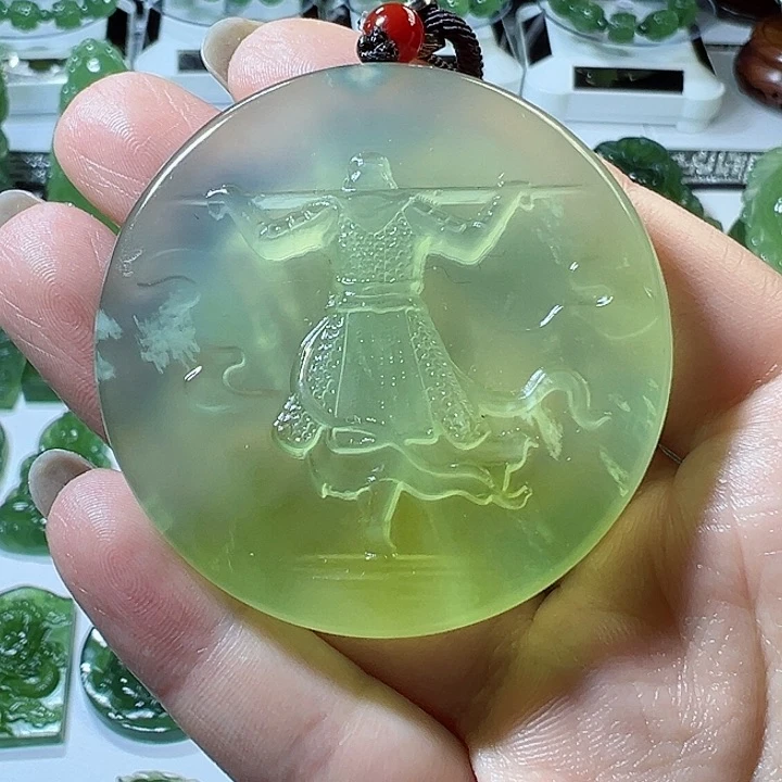 蛇纹石玉颈饰未镶嵌壮**云