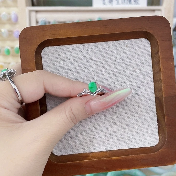 翡翠未镶嵌颈饰天然翡翠Ａ货