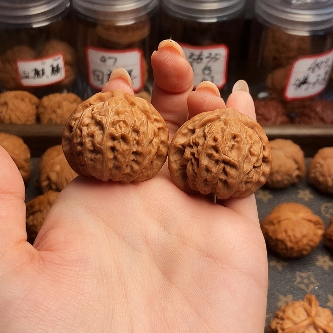 i***m文玩核桃吊坠38宫灯全品