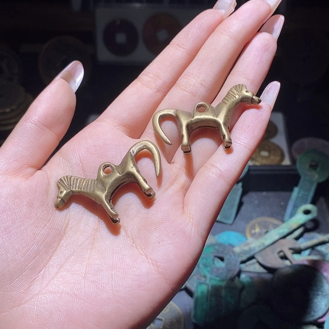 白***驼铜现代仿制工艺品