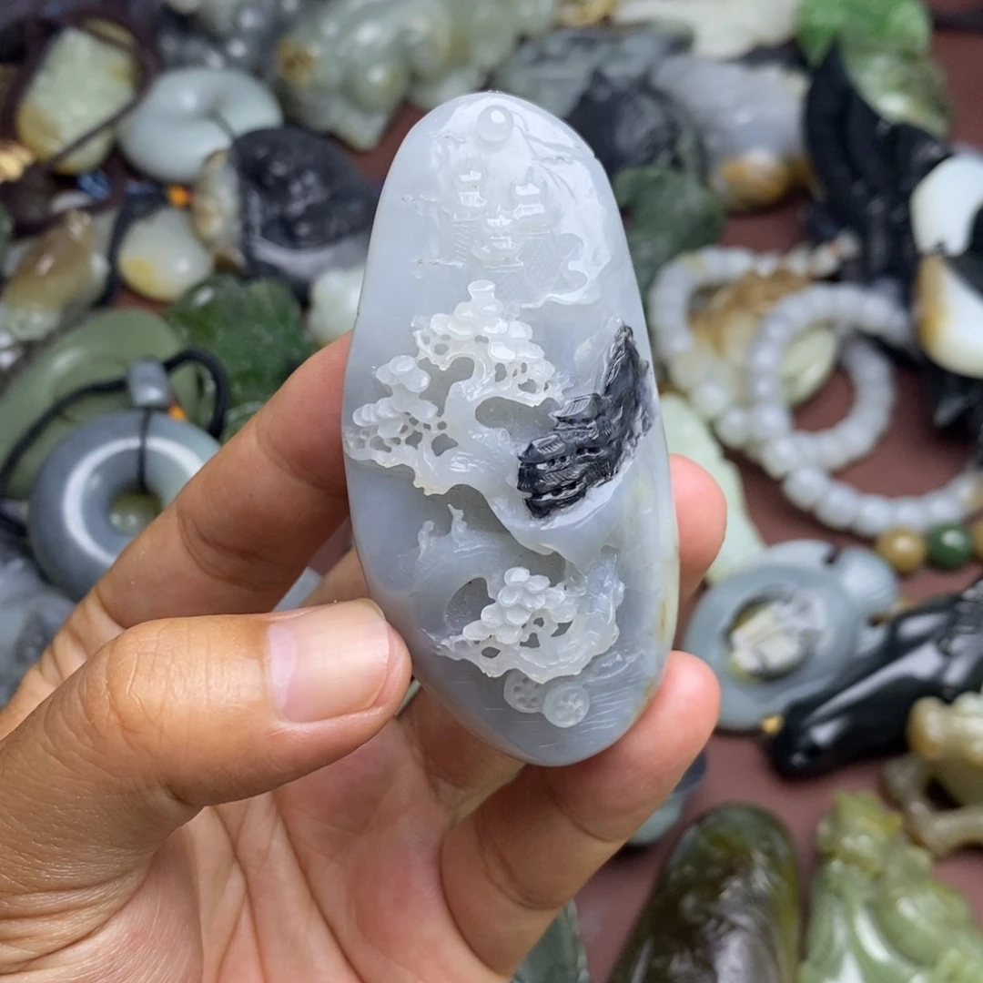 真***！和田玉未镶嵌挂件