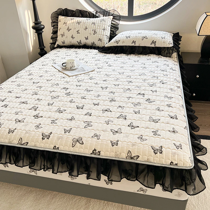 2025新款赫本风花边床笠单件加厚夹棉席梦思床垫保护套罩四季通用