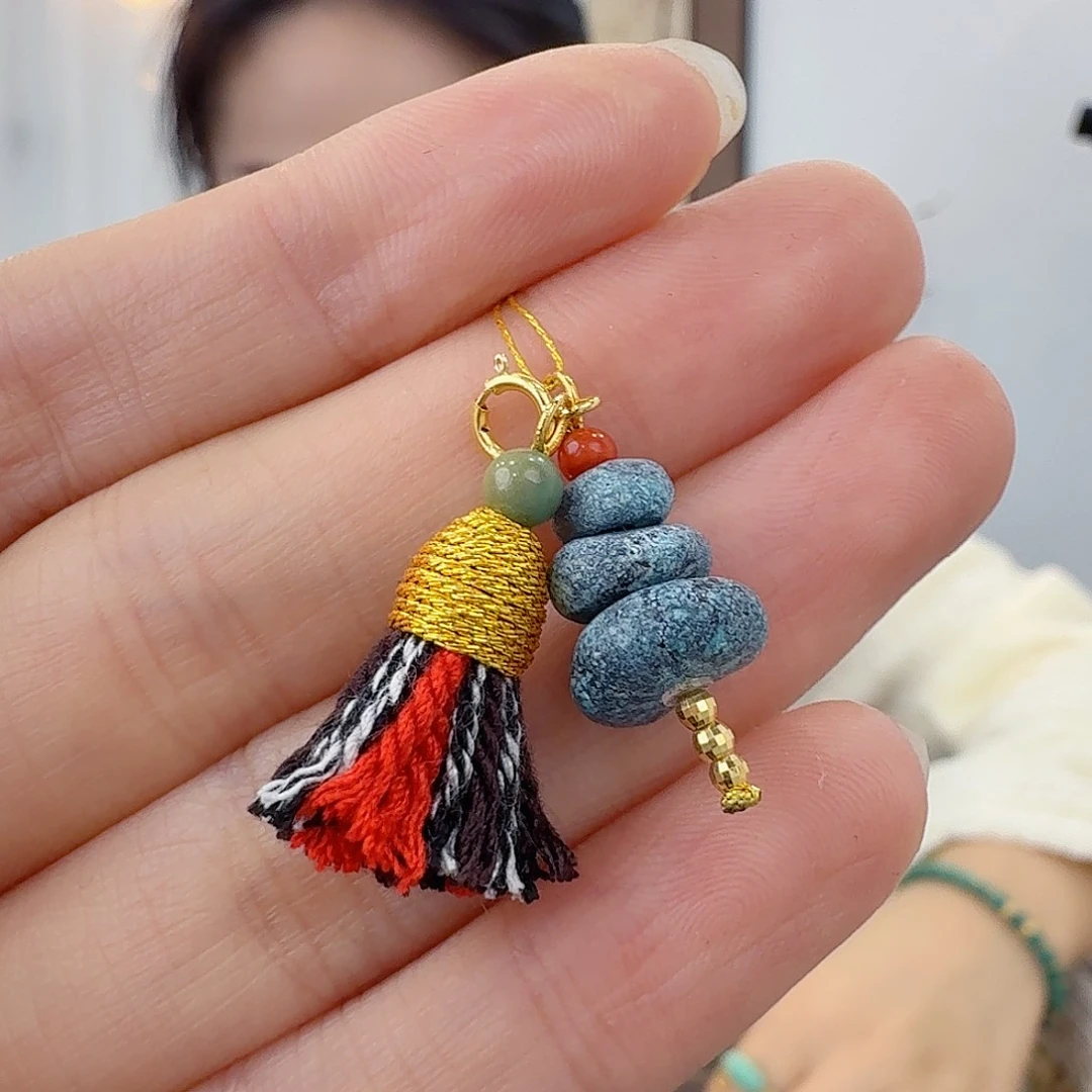 木***u绿松石18K金镶嵌珠宝奇石