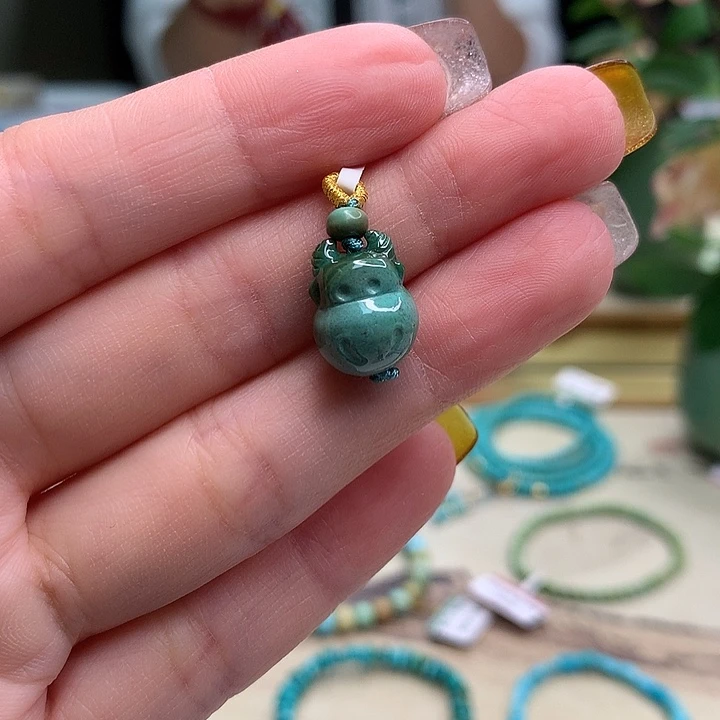 绿松石未镶嵌配饰