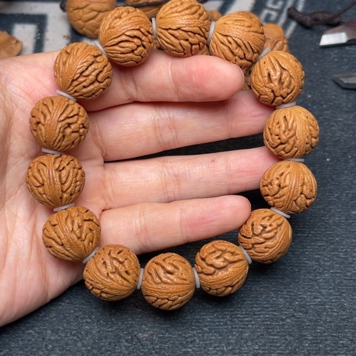 桃核手串龙纹桃核