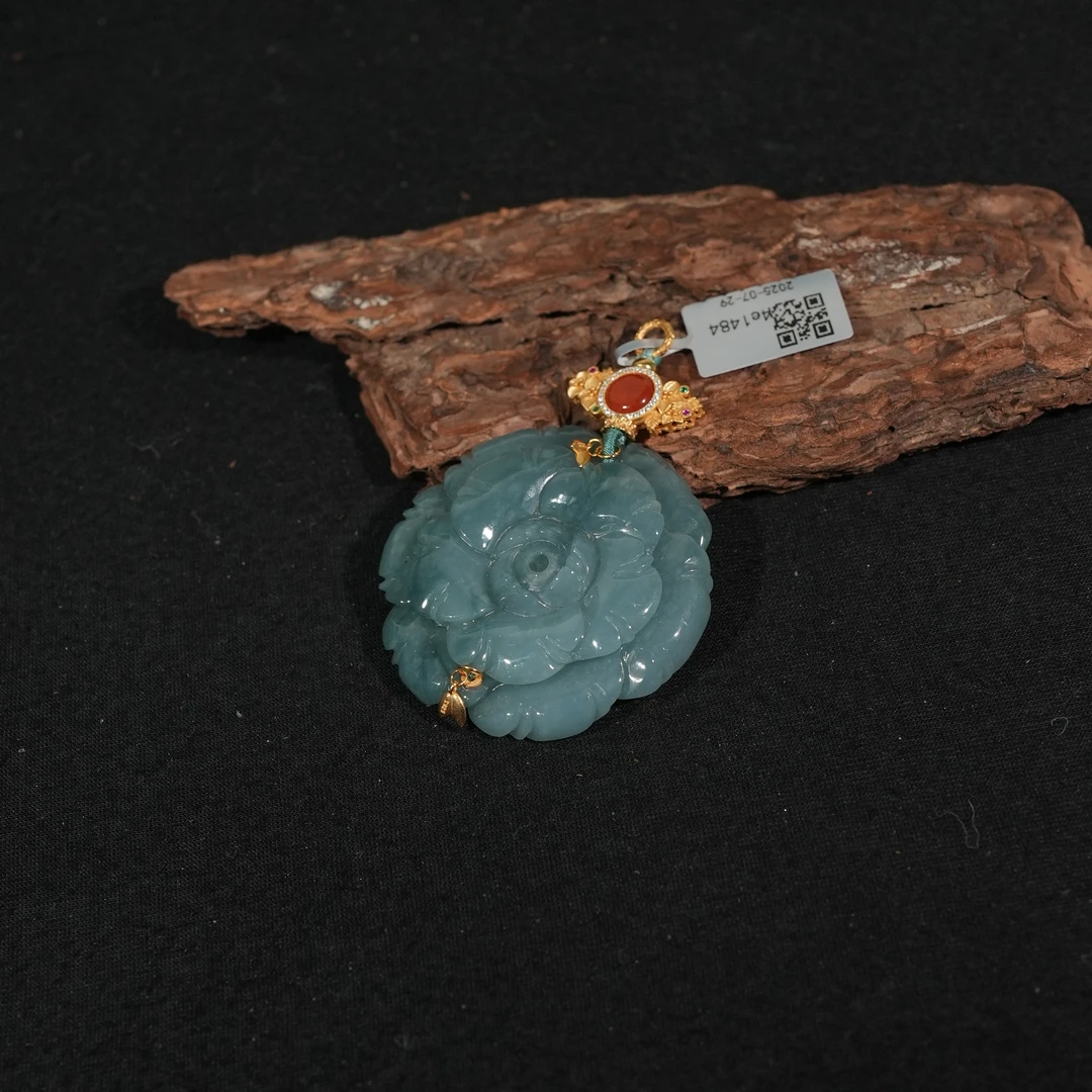 7.30香港王老板-翡翠吊坠4e1484