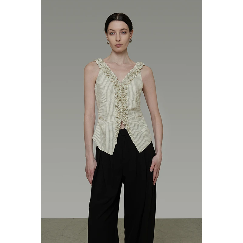 UNSPOKEN【不对称花边门襟 复古慵懒感】花边V领背心上衣UX25S040