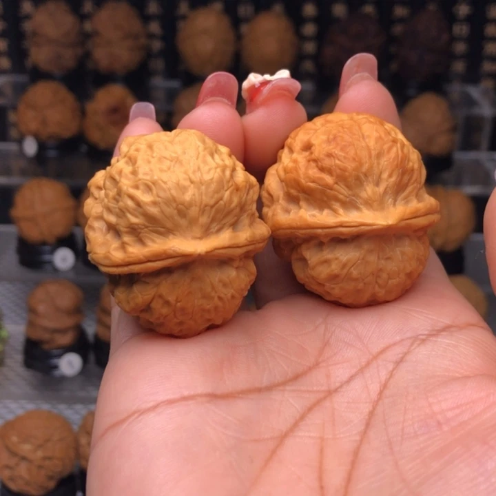 橄榄核吊坠玄120卧莲金蟾