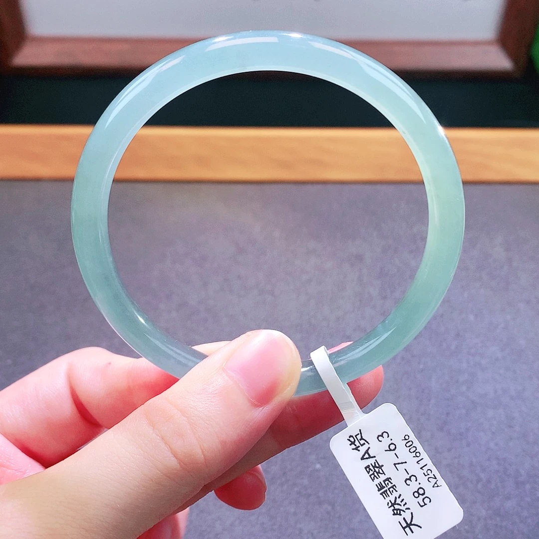 未镶嵌手镯翡翠天然翡翠