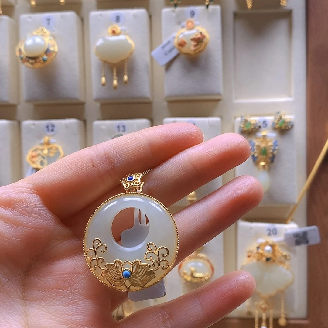 和田玉颈饰银S925镶嵌