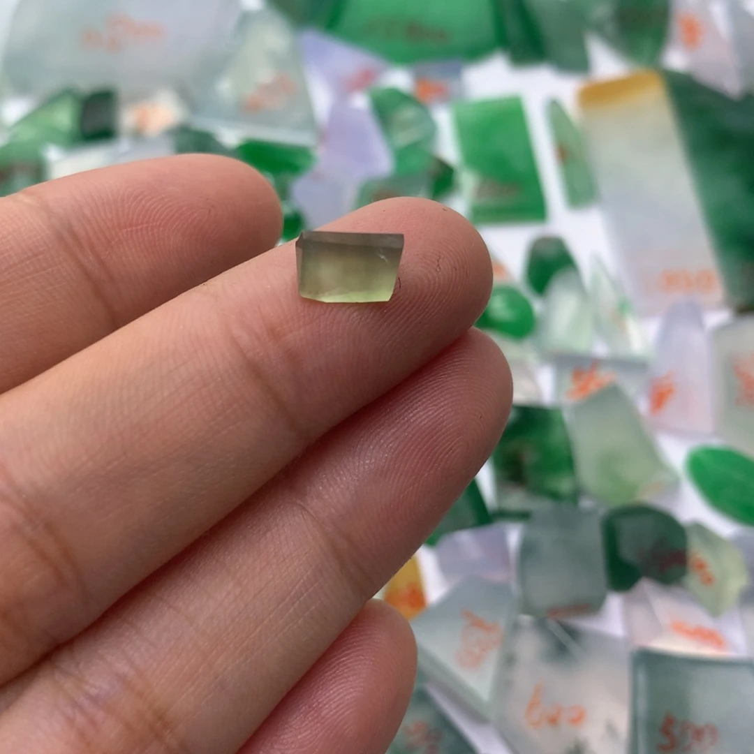 定制翡翠未镶嵌天然翡翠