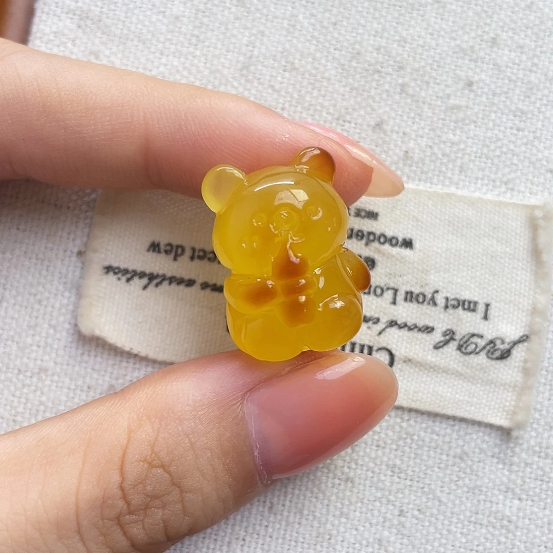 未镶嵌琥珀珠宝奇石小熊