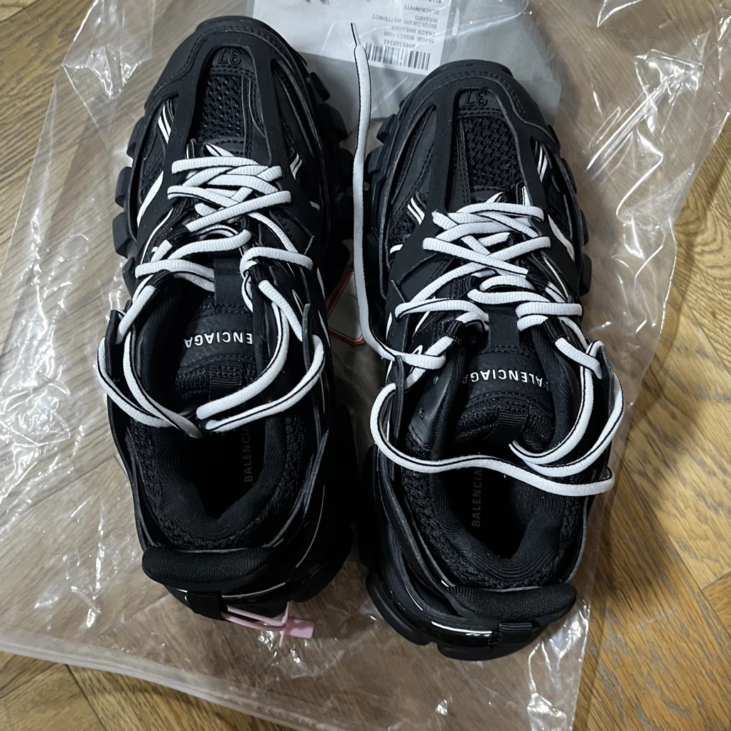 未使用 Balenciaga/巴黎世家 37/巴黎世家track/11685