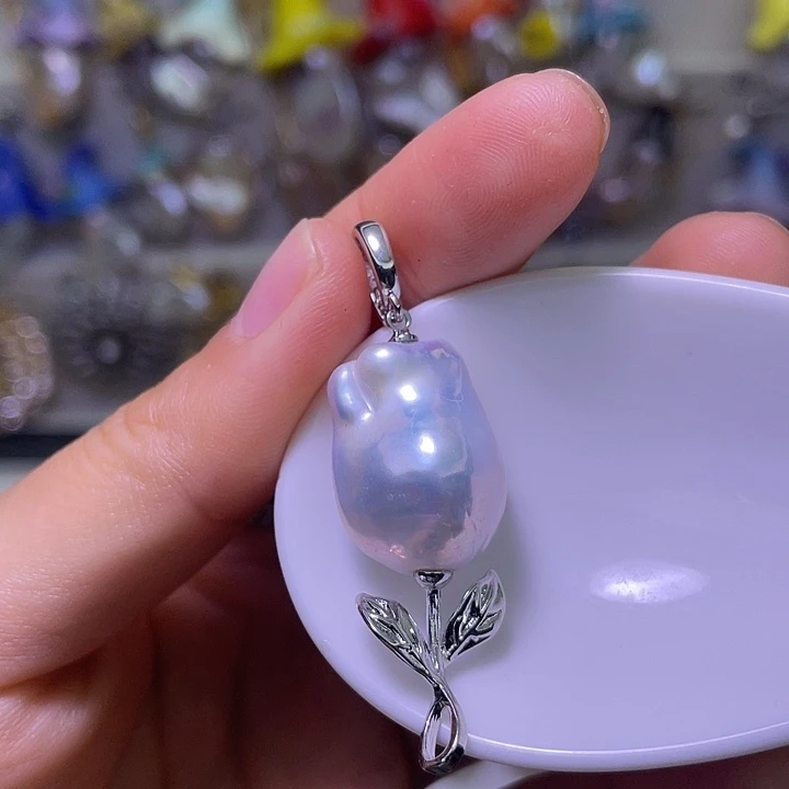 淡水珍珠颈饰合金32