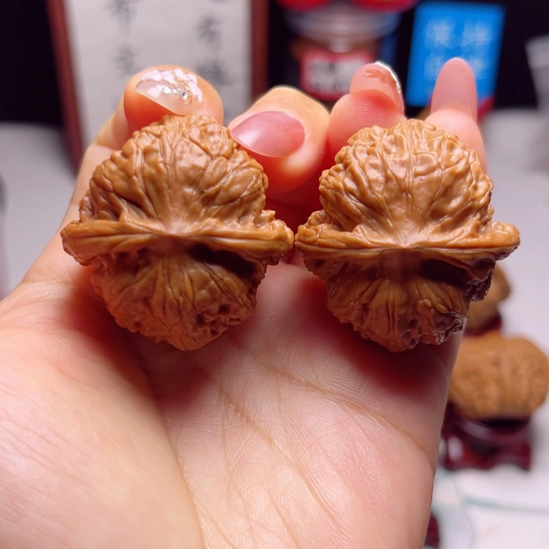 文玩核桃吊坠全品野狼