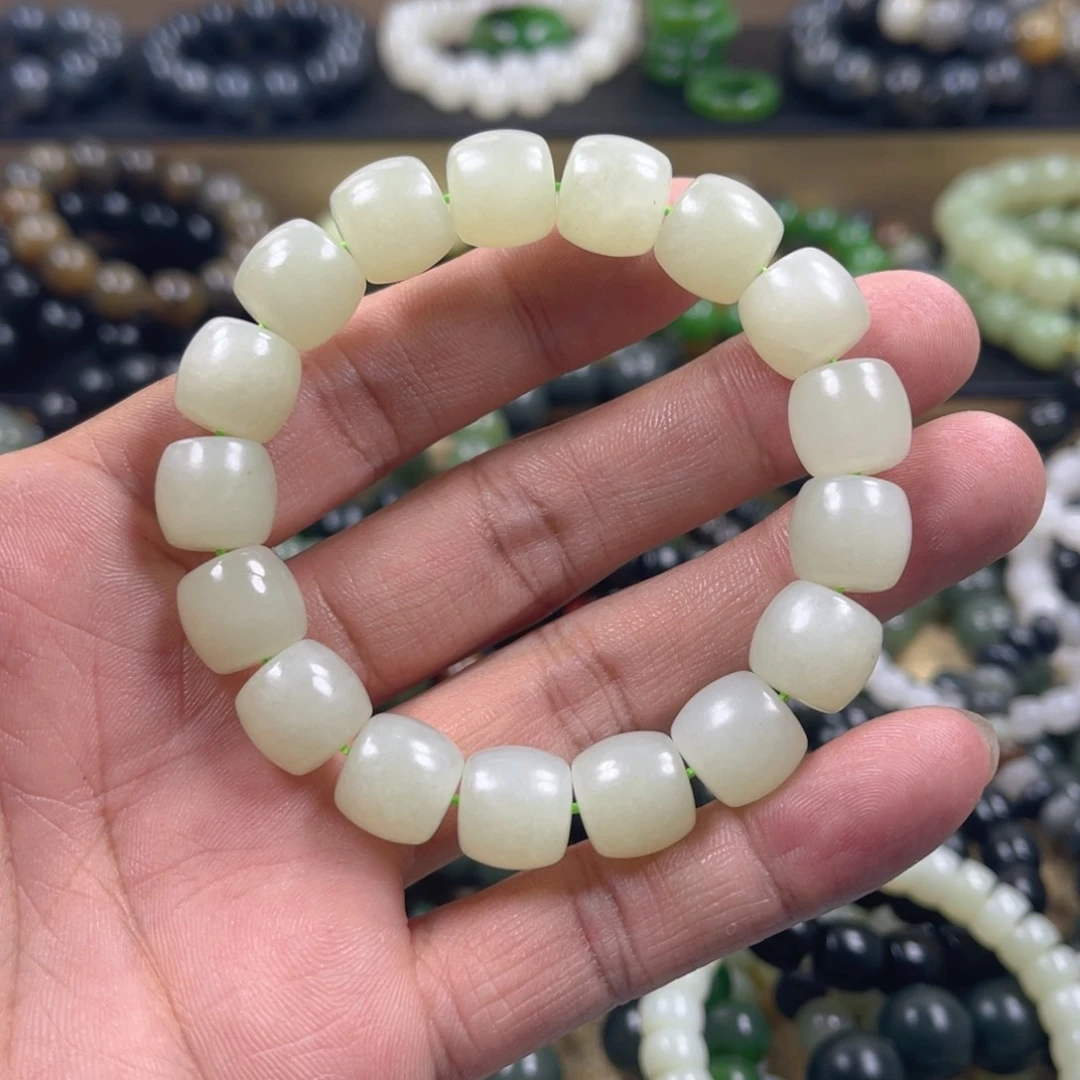 和田玉手串未镶嵌