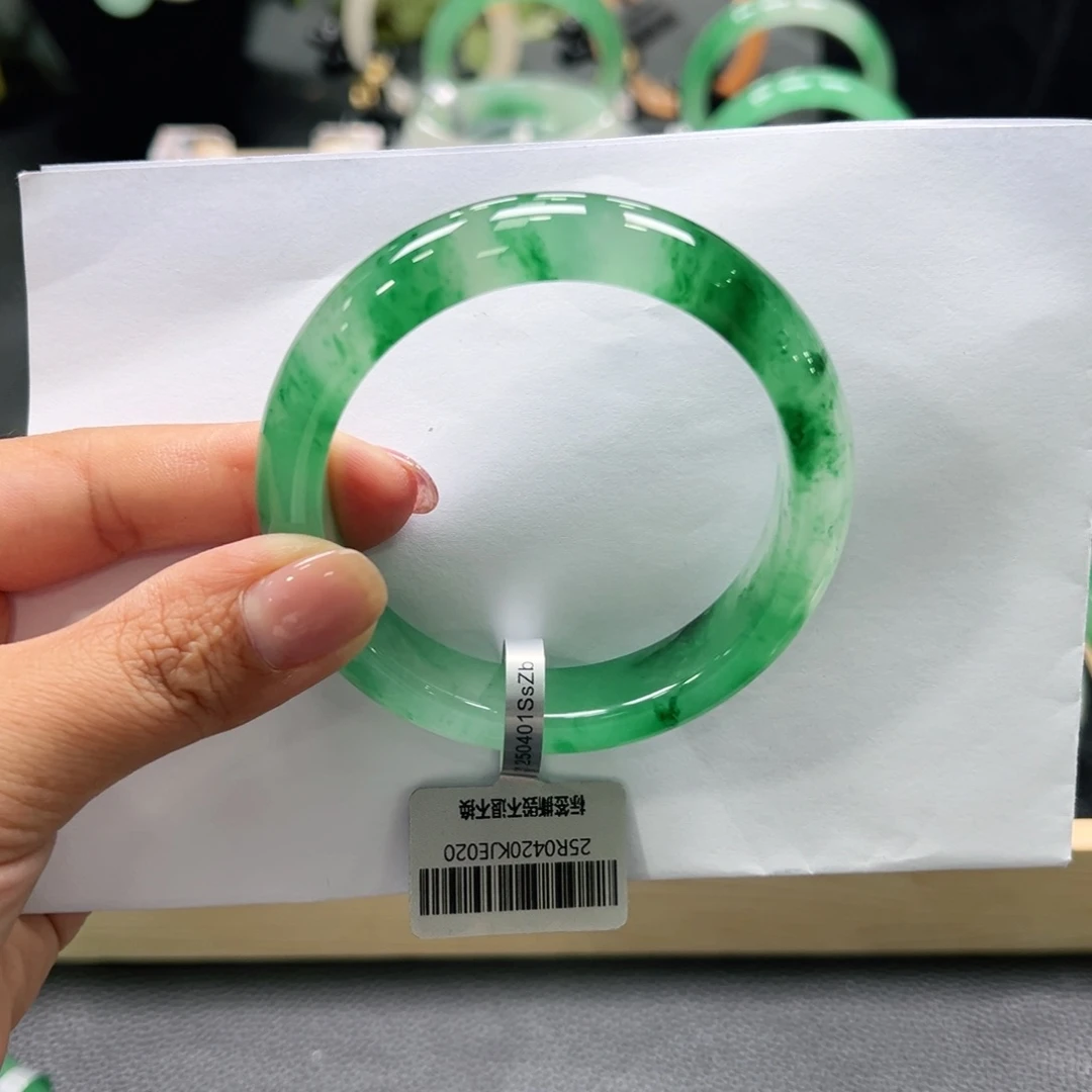 剩***王石英质玉手镯未镶嵌➕玲玲57