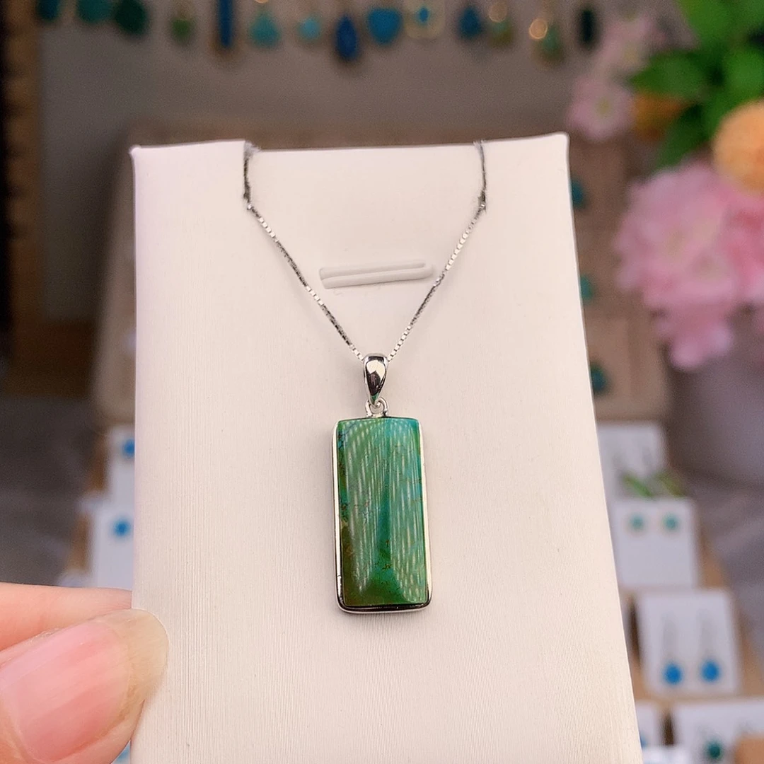 银S925镶嵌绿松石耳饰