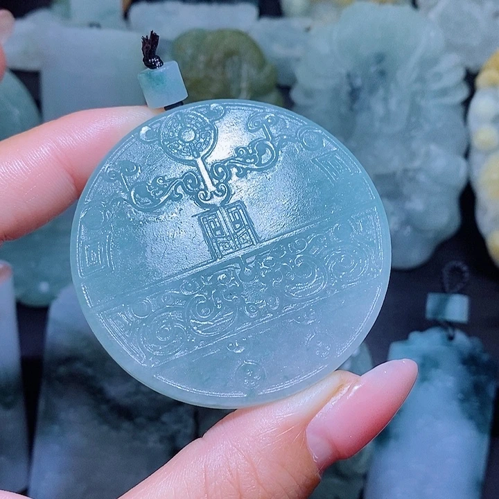 定制翡翠未镶嵌翡翠