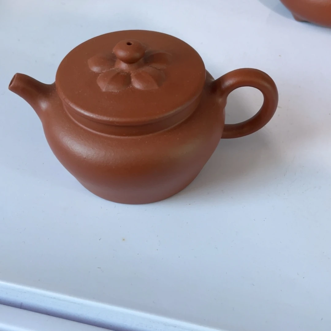 紫砂茶壶朱泥菱花