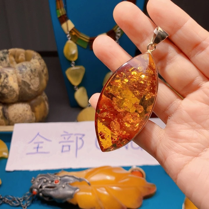 琥珀颈饰未镶嵌波兰设计款琥珀蜜蜡