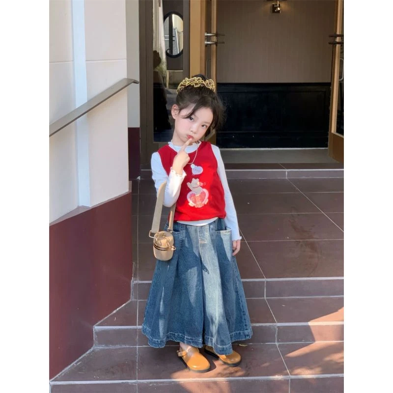 女童韩版背心T恤套装2025秋季儿童装小女孩洋气时髦打底衫牛仔裤