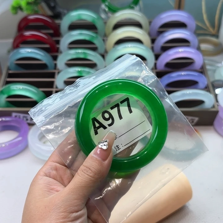 玉?*时尚飘花手镯977