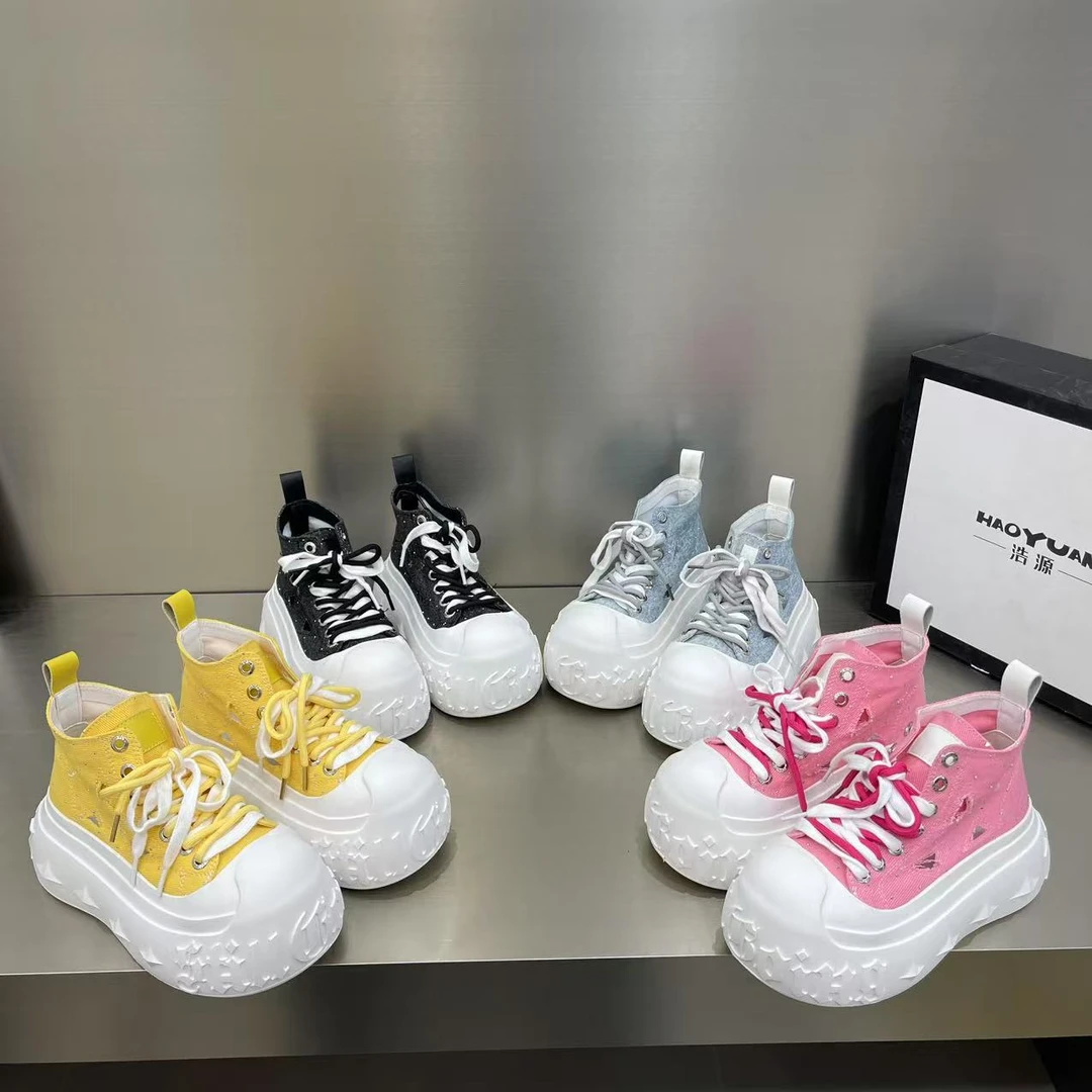 时尚小众高级感透气欧货2025春季新款松糕面包厚底大圆头休闲鞋林