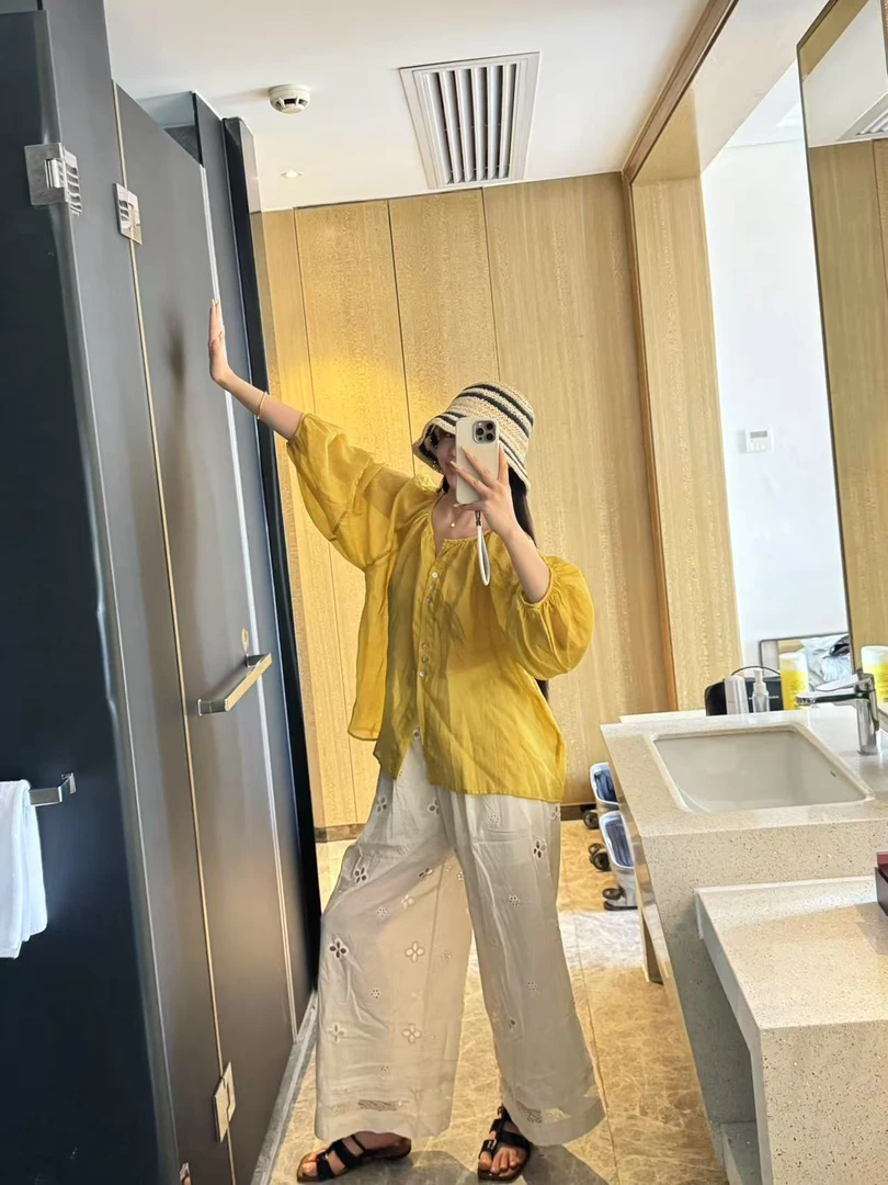 菲菲同款韩版休闲小衫