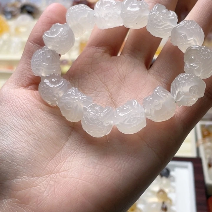 玛瑙/玉髓未镶嵌玛瑙狮子头手串
