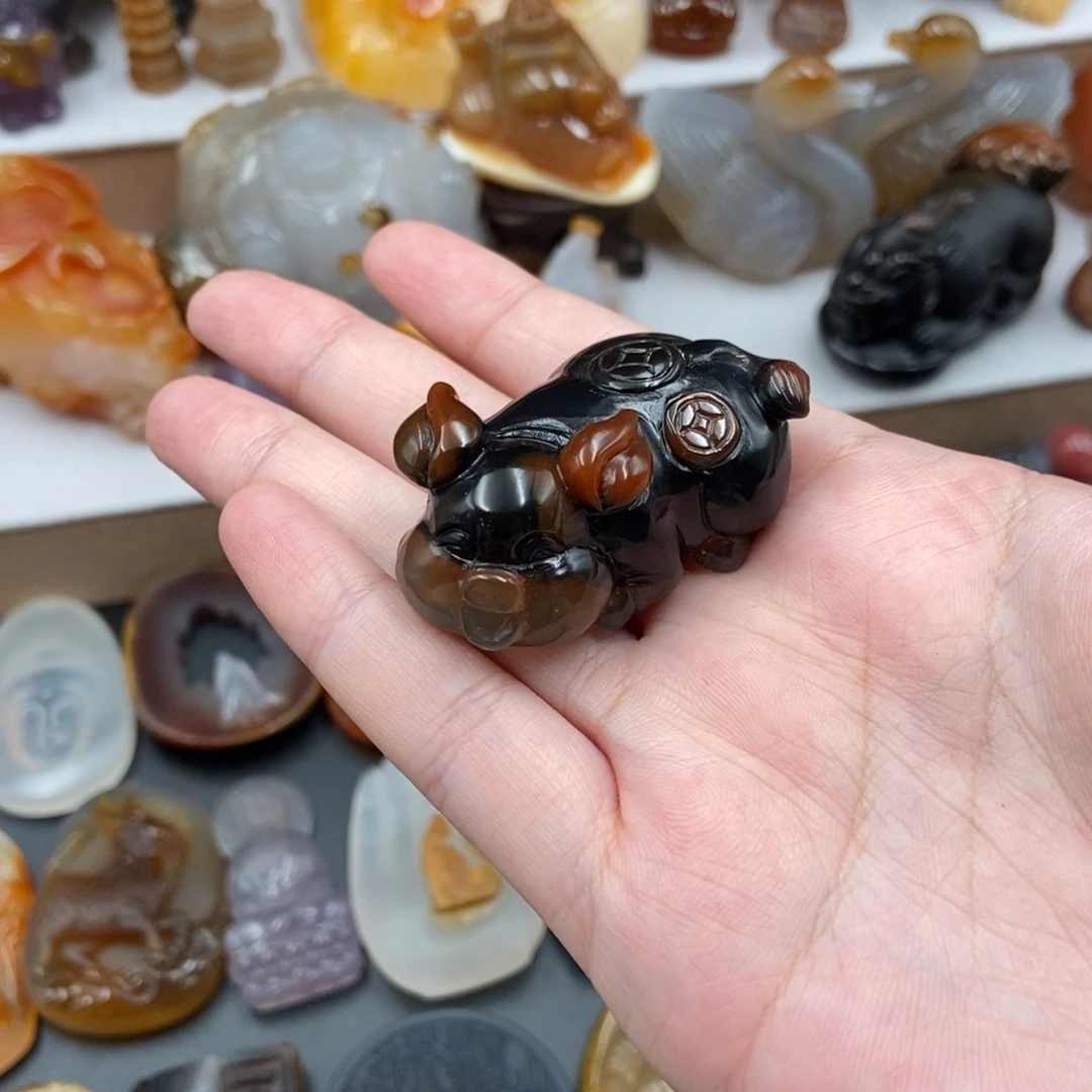 用***4玛瑙/玉髓未镶嵌颈饰