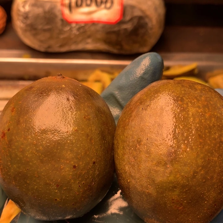 和***里大叶紫檀（黑酸枝木类）