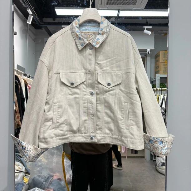 纯色拼接直下摆耐磨长袖女短外套休闲女士灰色白色短款33278