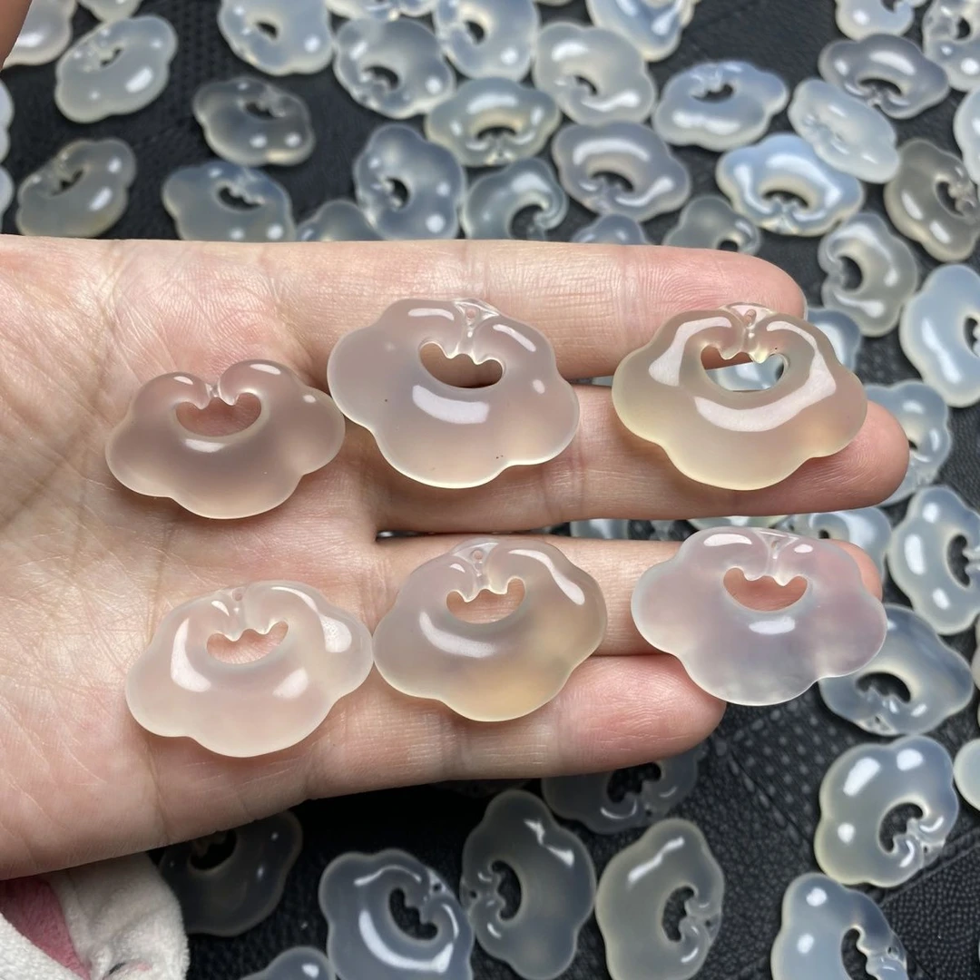 天然高冰 冰玛瑙锁高冰玉髓平安锁项链祥云如意