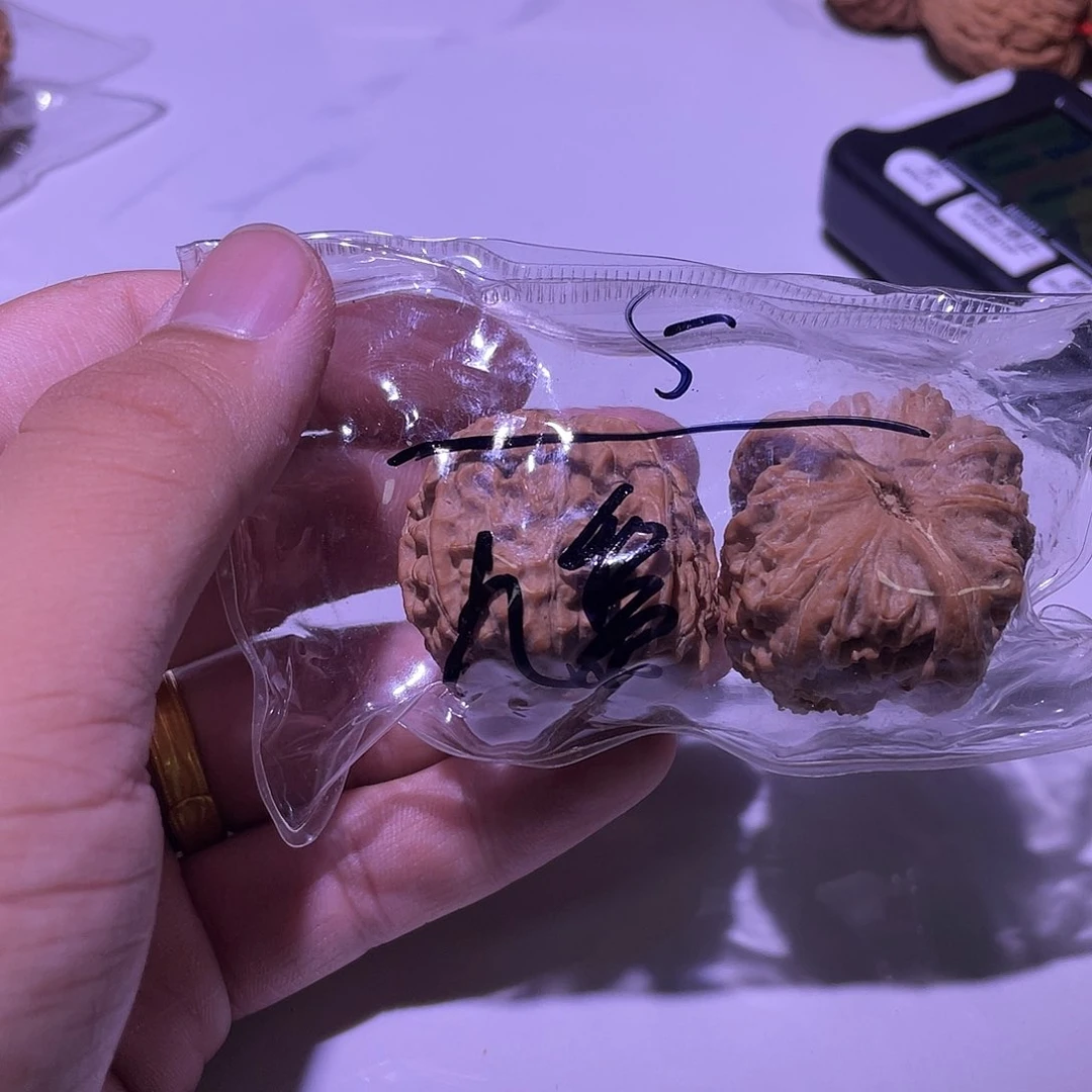 文玩核桃吊坠?*黎1