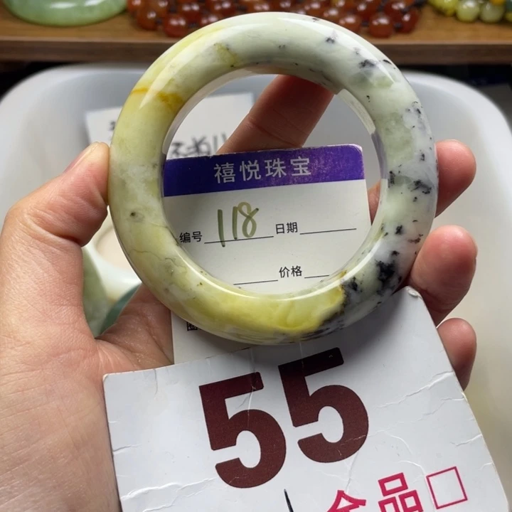 未镶嵌蛇纹石玉手镯