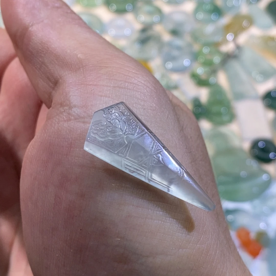 定制翡翠未镶嵌翡翠