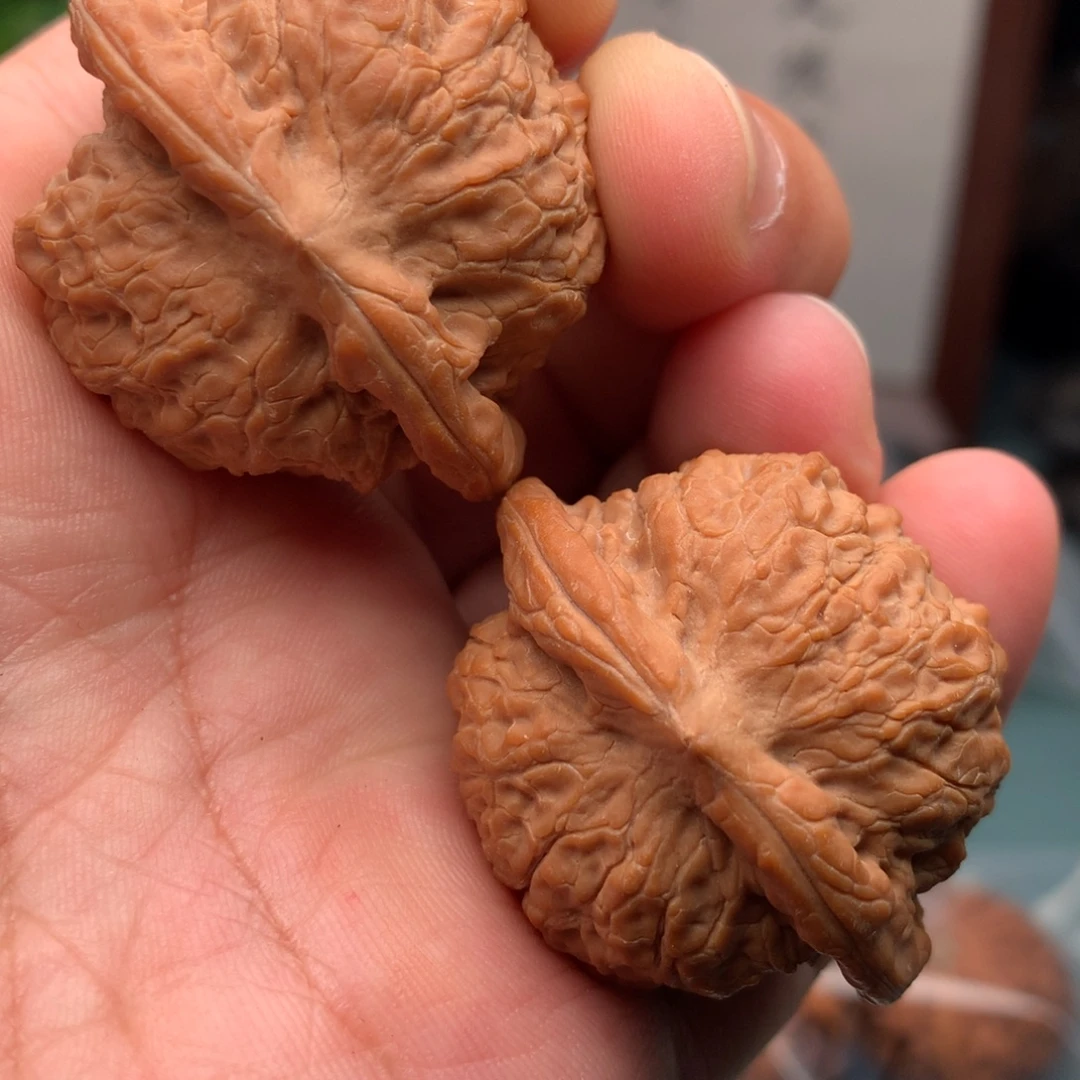 即***哥吊坠文玩核桃血麒麟25