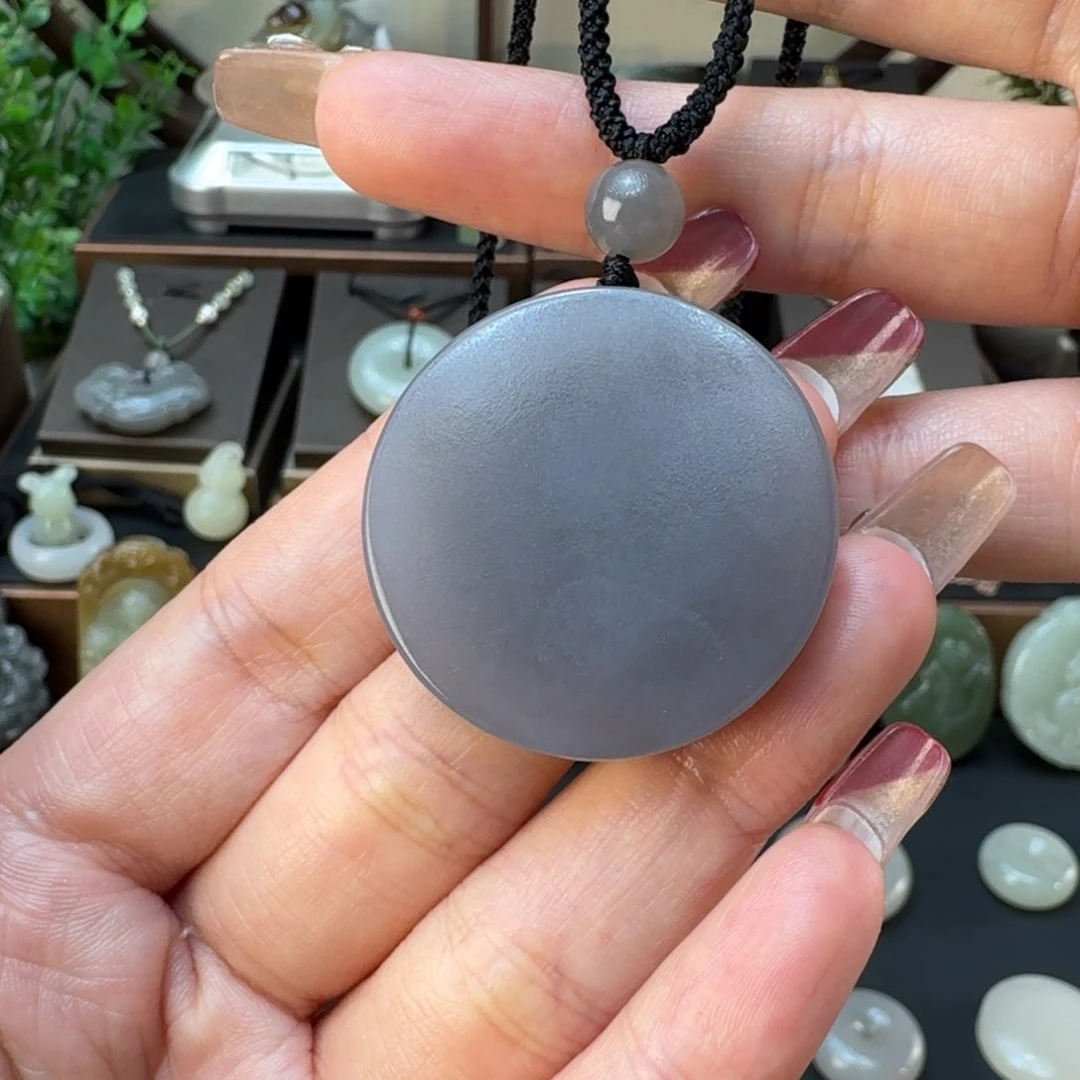 和田玉颈饰未镶嵌长**印