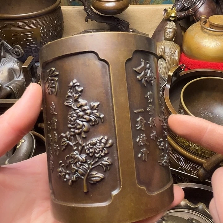 精美铜器批发档口